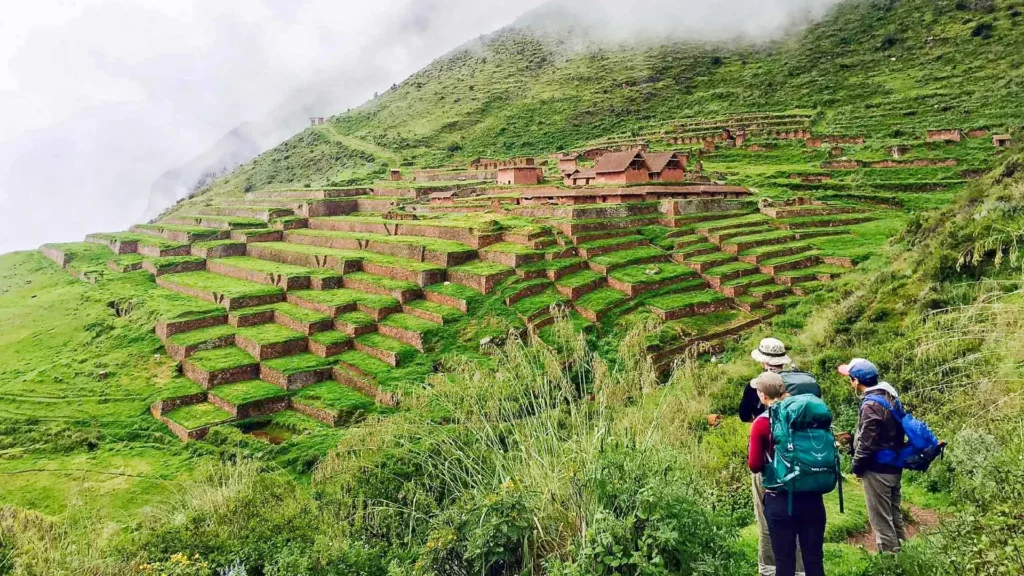 Inca ruins at the Huchuy Qosqo archaeological site above the Sacred Valley