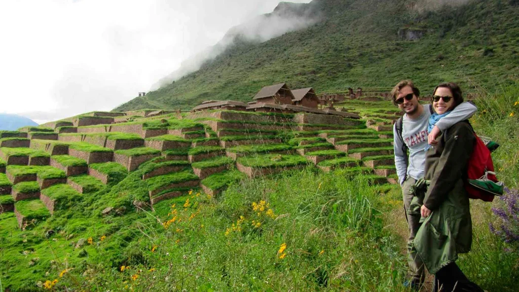 Ancient Inca ruins of Huchuy Qosqo overlooking the Sacred Valley
