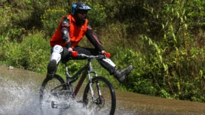 Mountain biking experience on the Inca Jungle Trek 4 Days in Peru