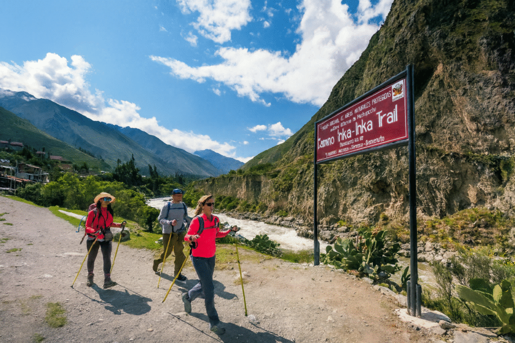 Travelers beginning the Private Inca Trail 4 Days Tour from Cusco with Pacha Perú Explorers
