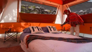 Private luxury camping setup on the Inca Trail with premium tent comfort – Pacha Peru Explorers